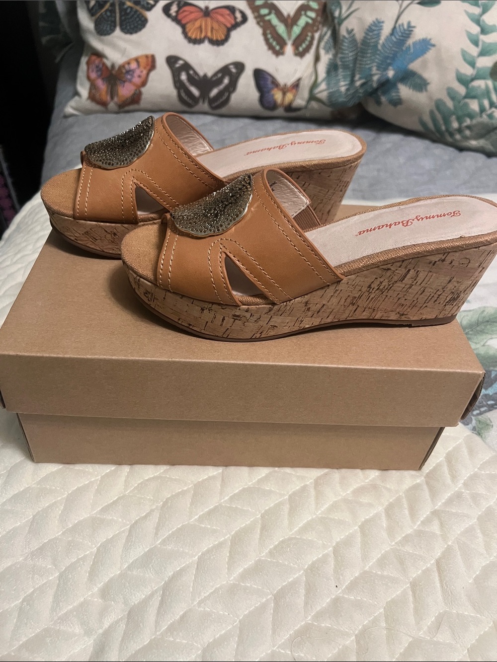 Tommy Bahama St Santino Tan Cork Wedge Sandals with Gold Accent